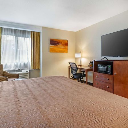 Best Western John Muir Inn Martinez Dış mekan fotoğraf